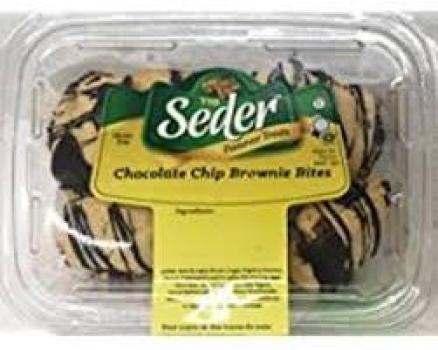 Kosher Seder Chocolate Chip Brownie Bites